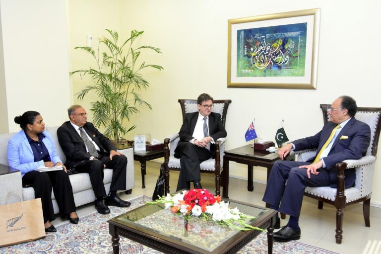 New Zealand High Commissioner Calls on Finance Minister, Reaffirms Commitment to Deepening Economic Ties